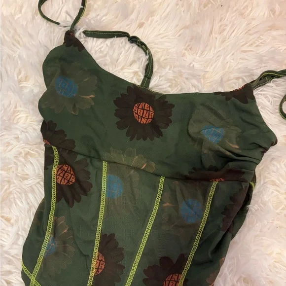 Urban green tank - Picture 1 of 3